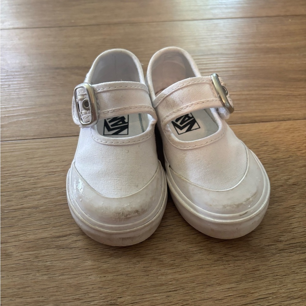 toddler white mary jane vans size 6.0